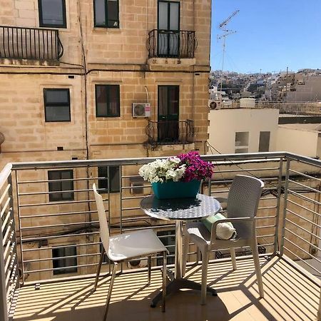 Well Located 2 Bedroom Flat In St.Julians San Julián Exterior foto