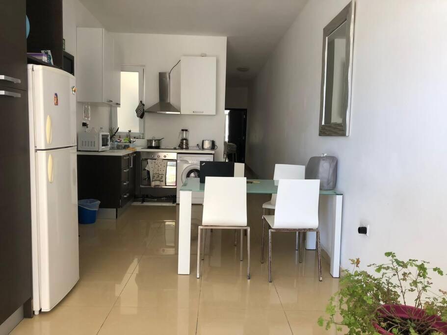 Well Located 2 Bedroom Flat In St.Julians San Julián Exterior foto